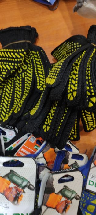 Продам перчатки робочие