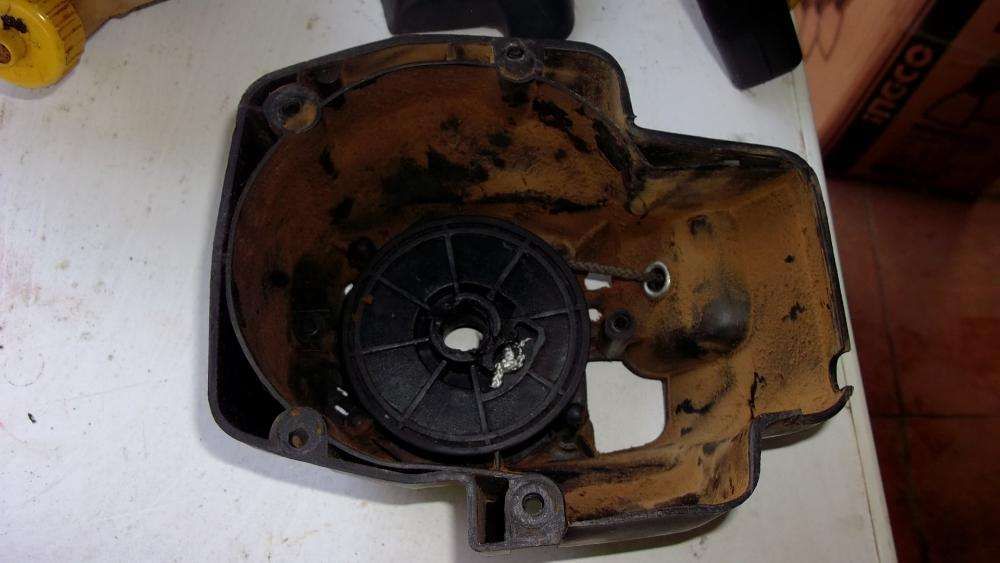 Motor de roçadora Einhell Royal MSB32 baixou desocupar