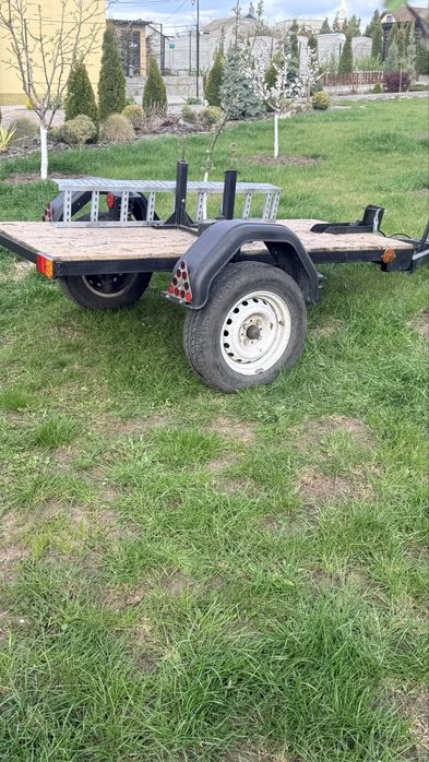 Причіп для перевозки мото