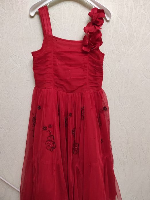 Платья  и сарафаны для девочек 3-4, 4-6 и 8 лет