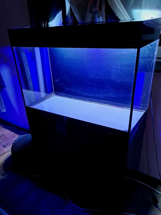 Akwarium Aquael Glossy – 125 l - pokrywa,szafka,filtr,tło,oświetleniee