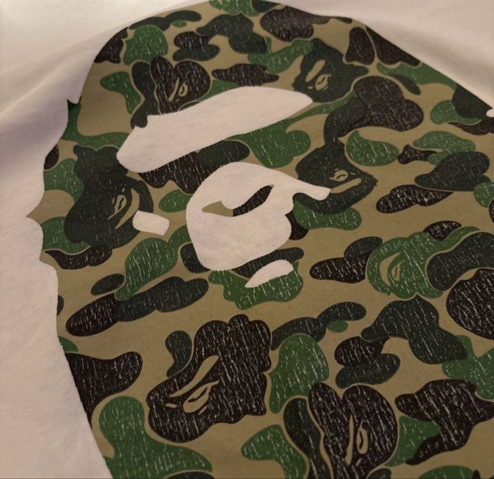 Футболка Bape білого кольору