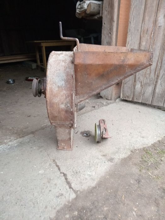 Міні млин для зернових