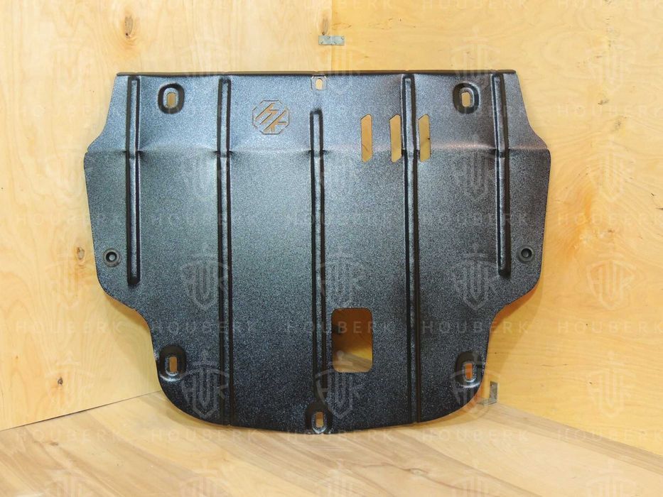 Захист двигуна Nissan Juke (2010+) Защита двигателя ТМ HOUBERK