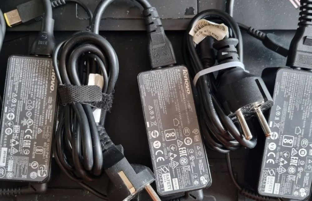 Oryginalny Zasilacz Ładowarka lenovo 20v 2.25a 45w prostokąt thinkpad
