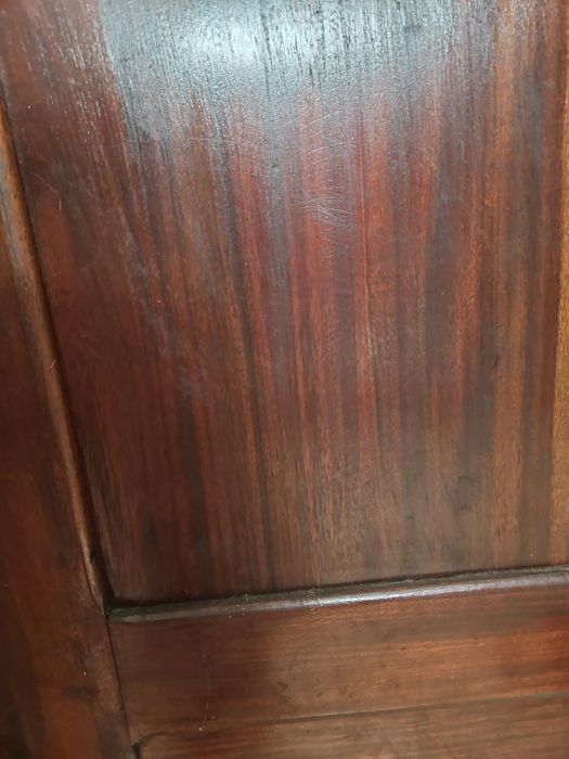 Porta Antiga em Madeira Maciça (Possivelmente Mogno) – 216 × 95 cm