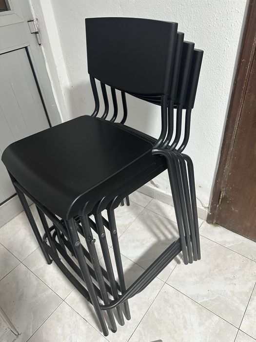 Banquetas com encosto