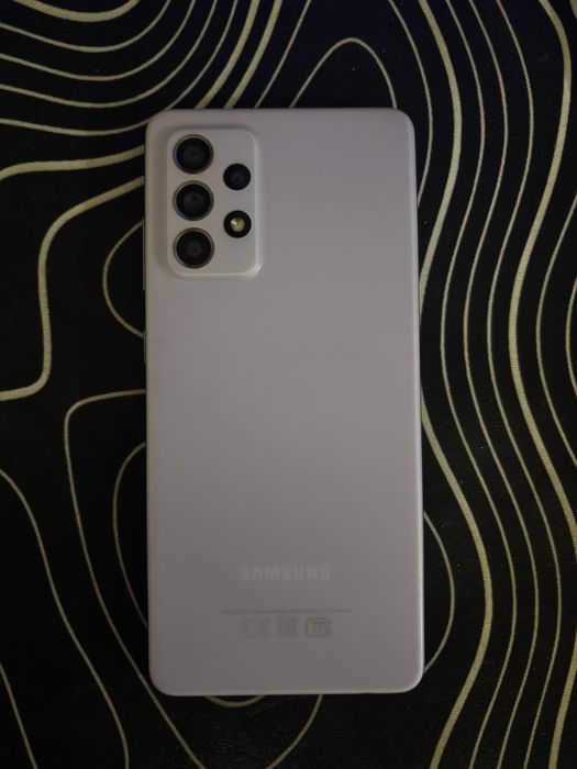 ТЕРМІНОВО продам Samsung Galaxy A52