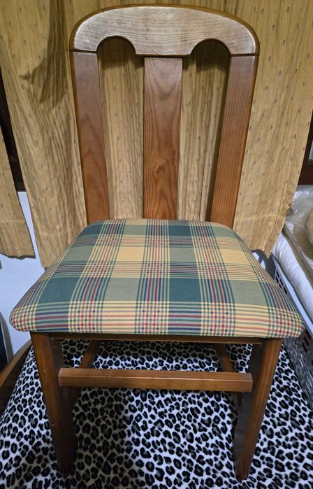 MOBÍLIA COMPLETA DE QUARTO CASAL EM MADEIRA MACIÇA