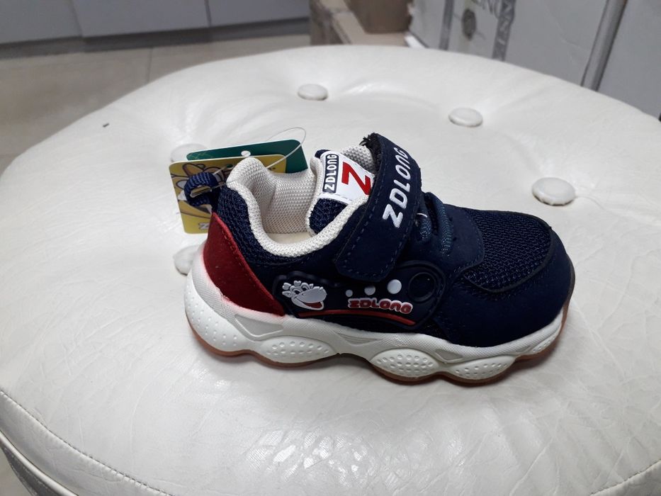 Кроссовки для мальчика(22-26р.)