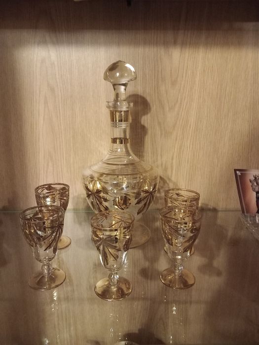 Karafka z kieliszkami lata 80-te