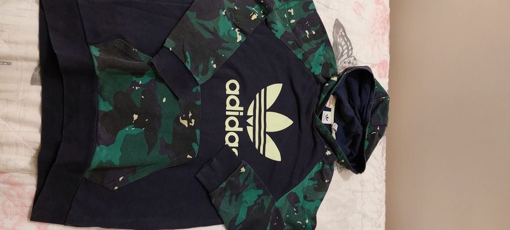 Bluza Adidas z kapturem  176cm