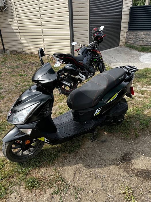 Скутер Spark 150