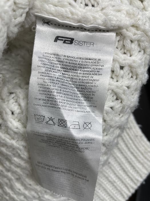 Biały sweter Fishbone XS