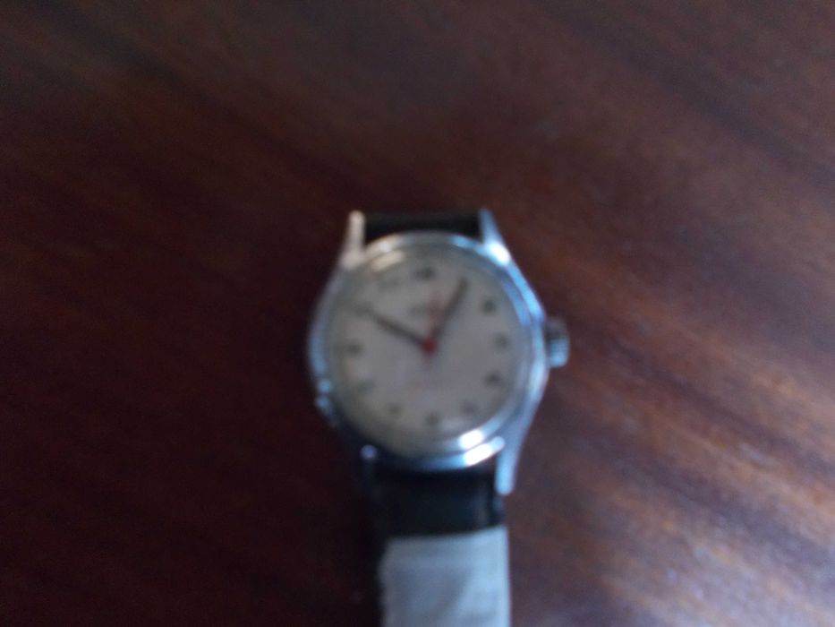 Relógio militar anos 40. Tipo Tissot ou Mido.