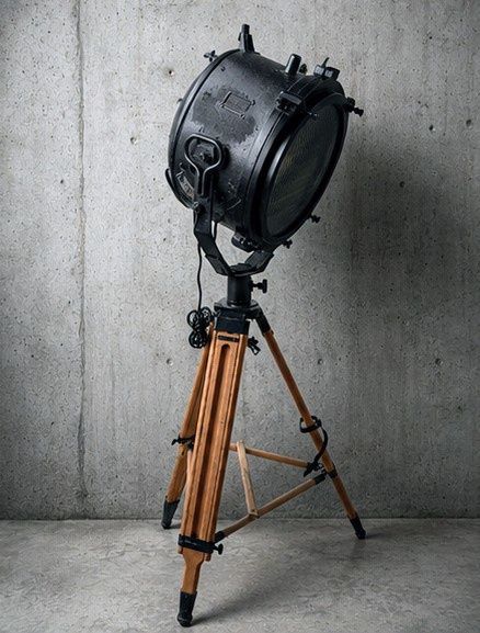 Lampa stojąca loftowa
