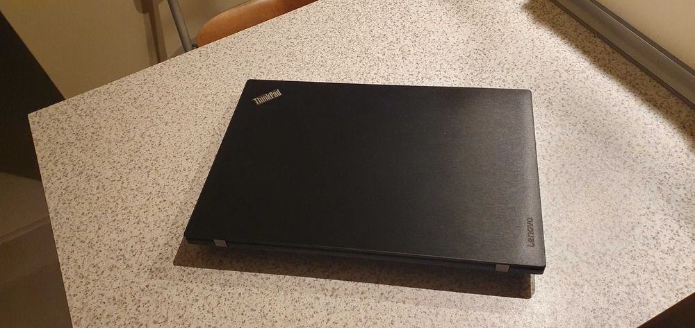 Laptop tytanowy ThinkPad T460 14" FHD IPS i5 8GB 240SSD b.5h ładny