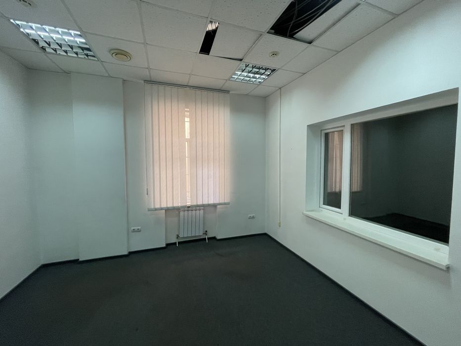 Оренда приміщення в центрі міста 700 м2
