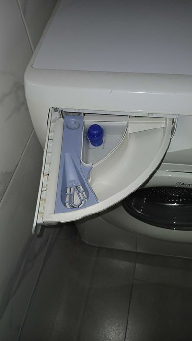 Washing machine.457923762156349442