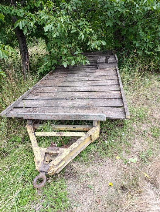 Платформу для перевезення фуликив