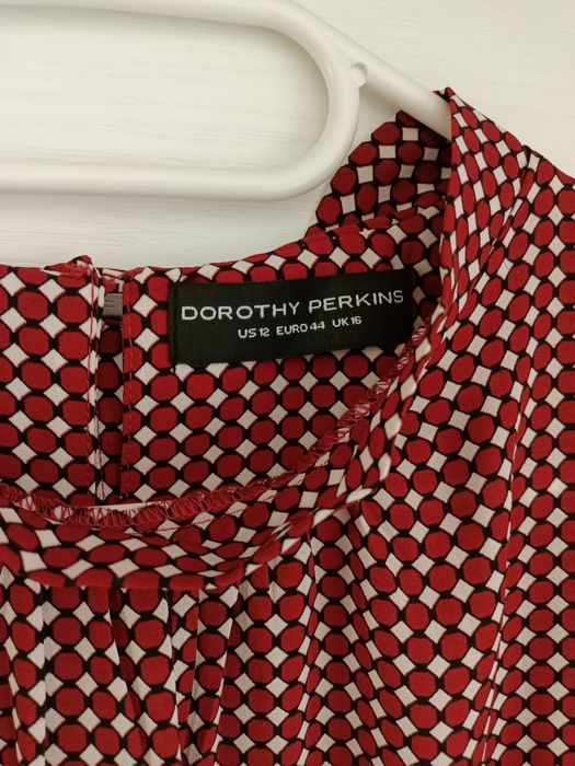 Zwiewna bluzka falbanki Dorothy Perkins 44