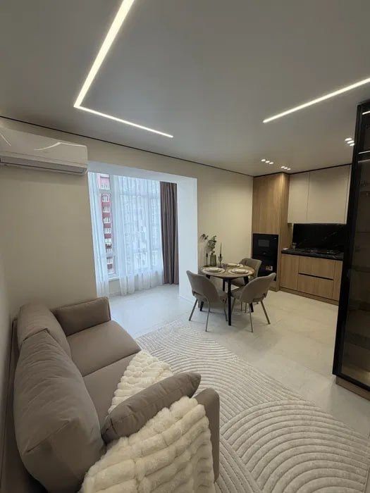 Продам 1к квартиру в Соломянському районі