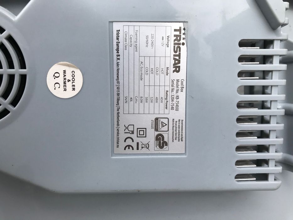 Lodówka turystyczna samochodowa