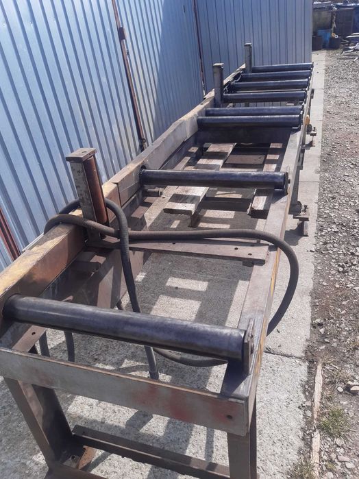 podajnik rolkowy transporter automatyczny 4 metrowy