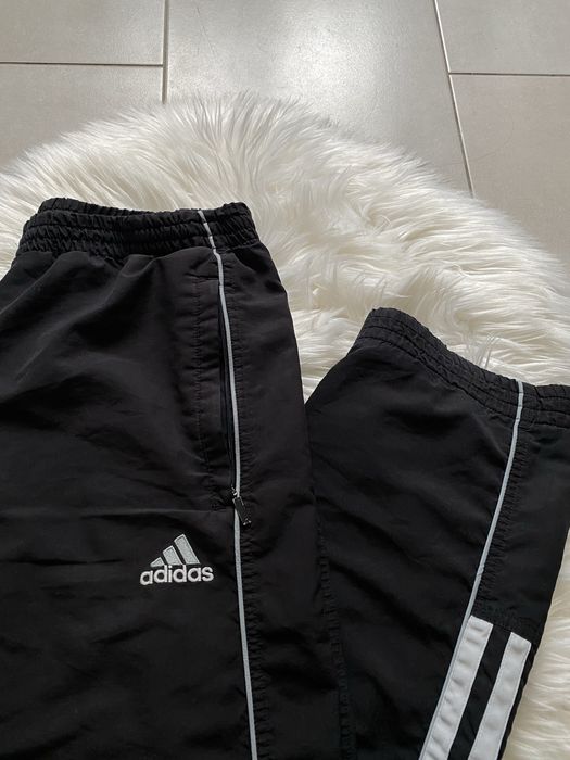 dresy z wysokim stanem adidas silownia szerokie logo