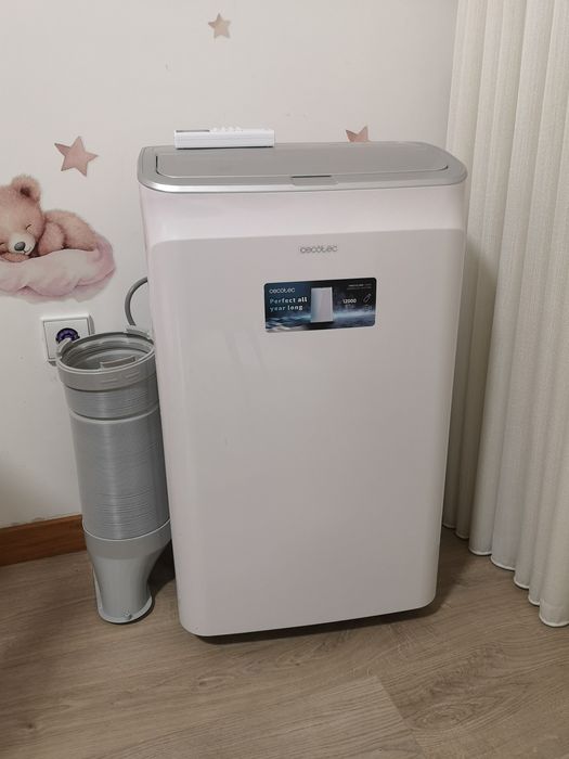 Ar condicionado portátil Cecotec 12000 BTU