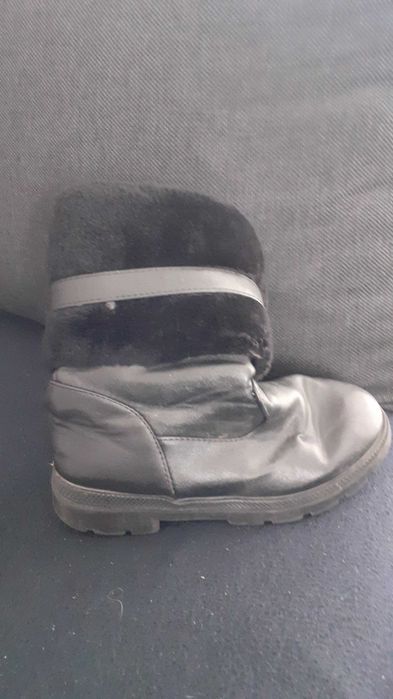 Kozaki dziewczęce 35 wkł 22,5 cm