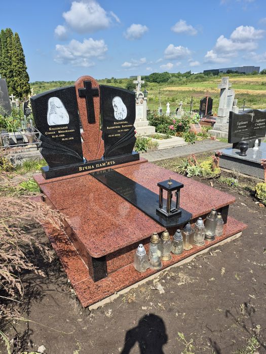 Гранітні памятники від виробника. Найдешевші ціни.