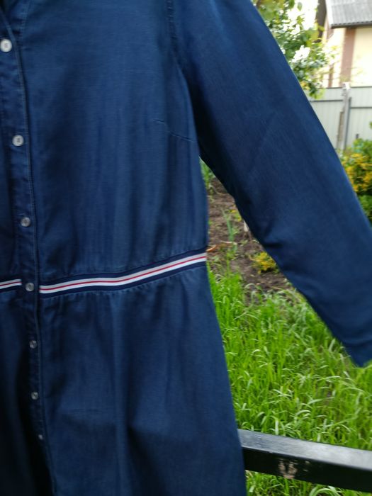 Плаття джинсове.