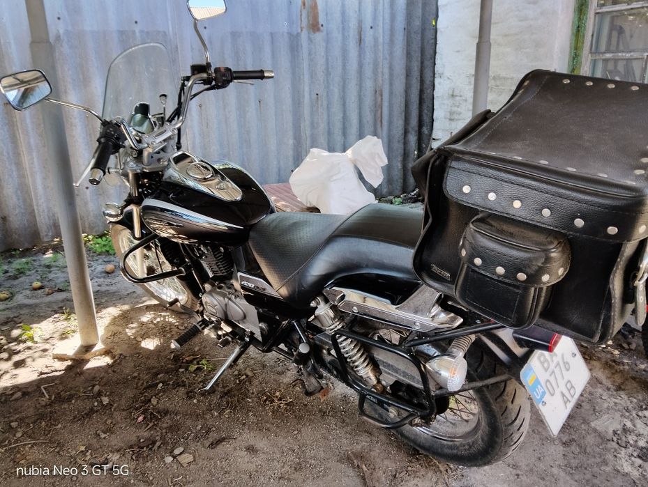 Мотоцикл bajaj avenger 220