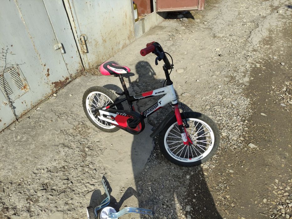 Дитячий велосипед. Повністю справний