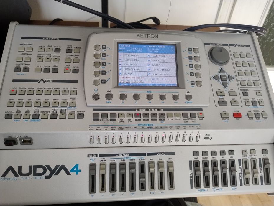 Ketron Audya 4 plus ajamsonic