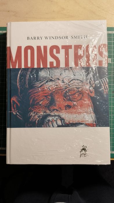 Novela gráfica Monstros