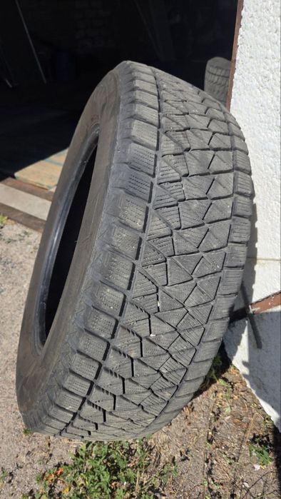 bridgestone blizzak dm v2 225 65 r17 - Купити шини, диски та