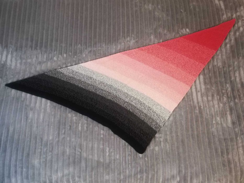 Chusta handmade na szydełku wzór Mech