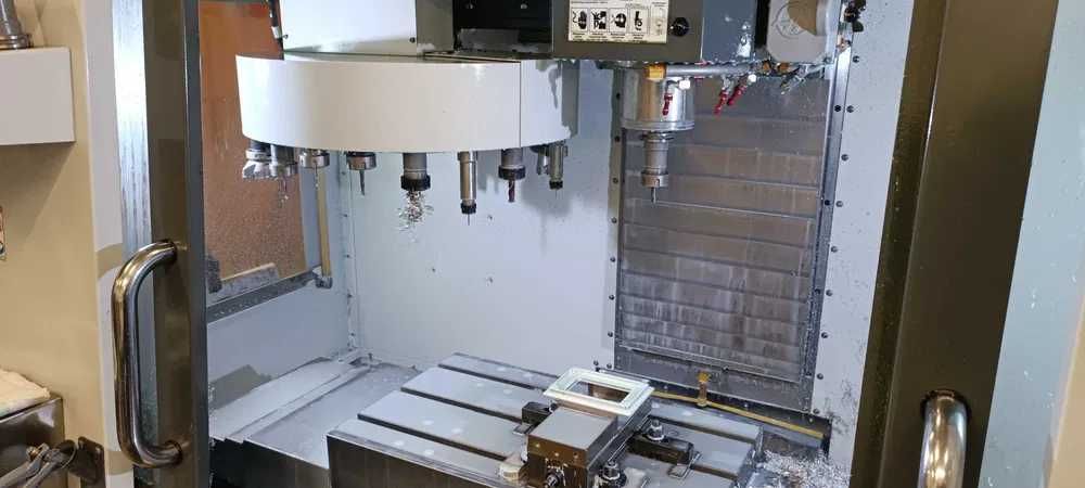 Frezarka CNC HAAS VF-1 (2015)