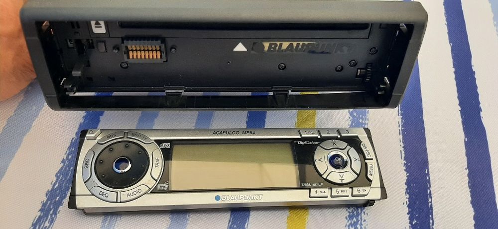 rádio do carro blaupunkt