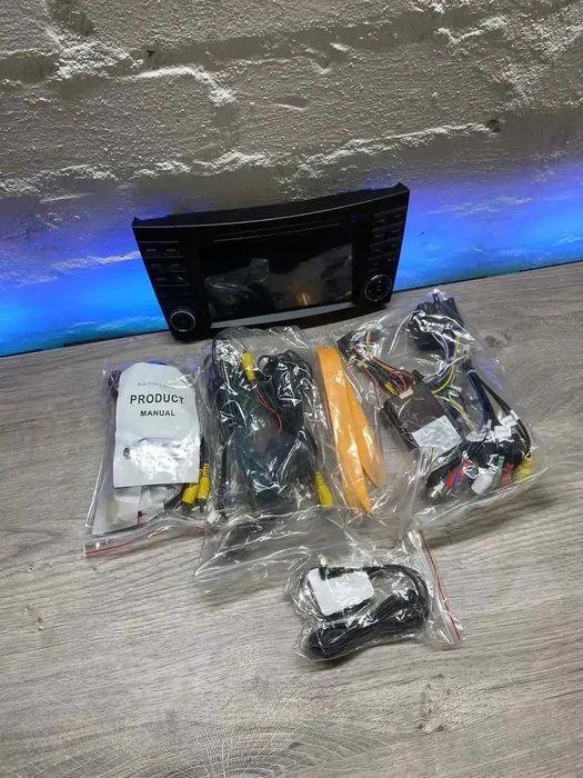 Штатна автомагнітола для Mercedes W211 DVD 1-32 M200  android