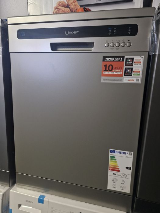 Máquina de lavar loica indesit  inox