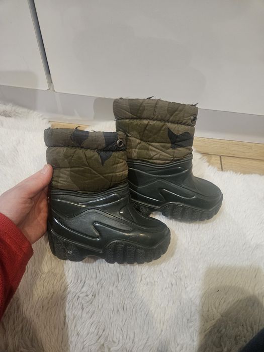 Kalosze sniegowce jesienno zimowe ocieplane  24 25 moro chłopiec