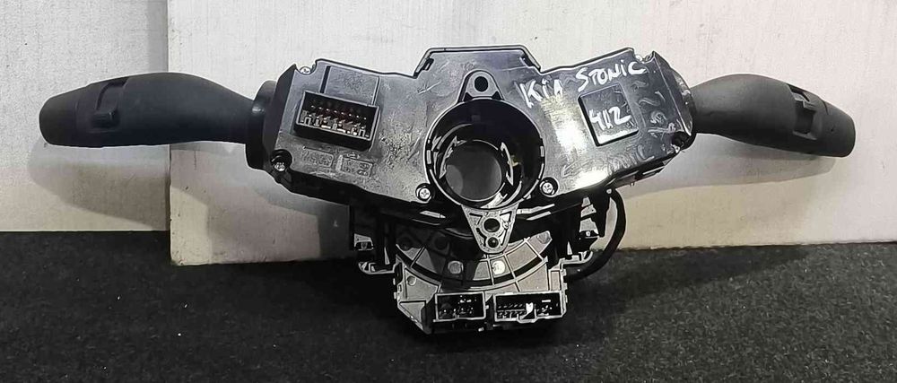 Conjunto / Manetes de Luzes e Limpa Vidros 93404-H8960 - KIA STONIC