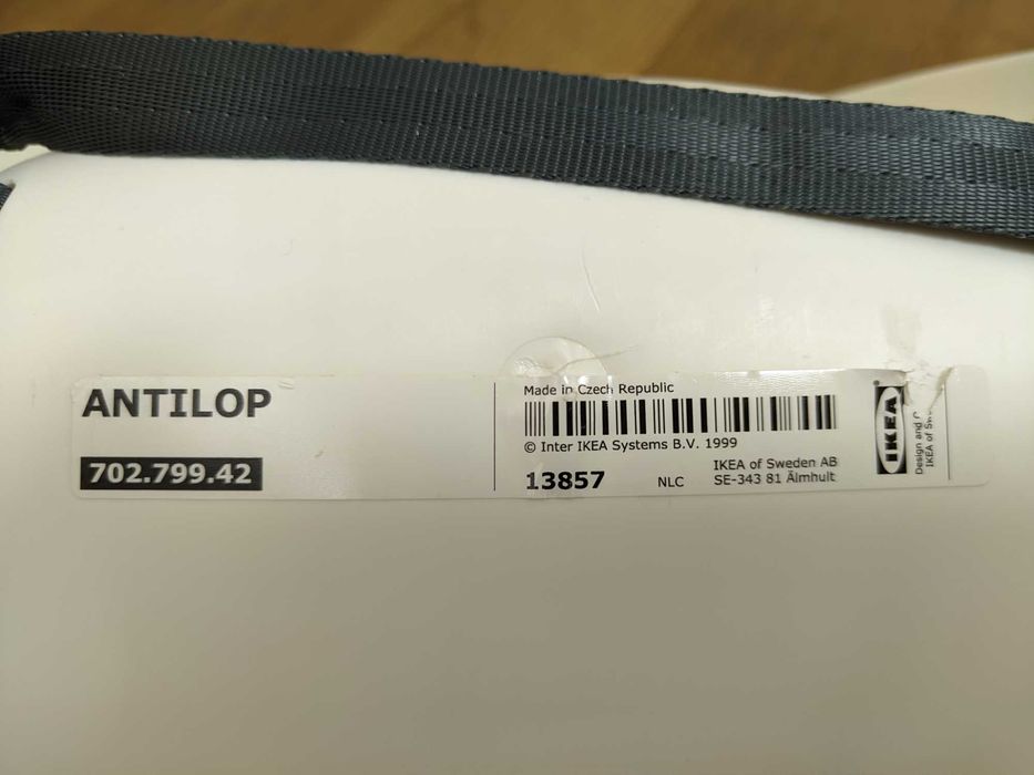 Дитячий стільчик для годування IKEA ANTILOP — легендарна модель