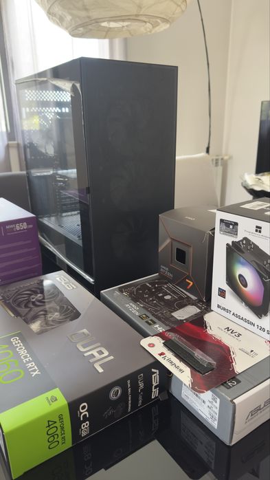 Vendo Torre Gaming praticamente nova
