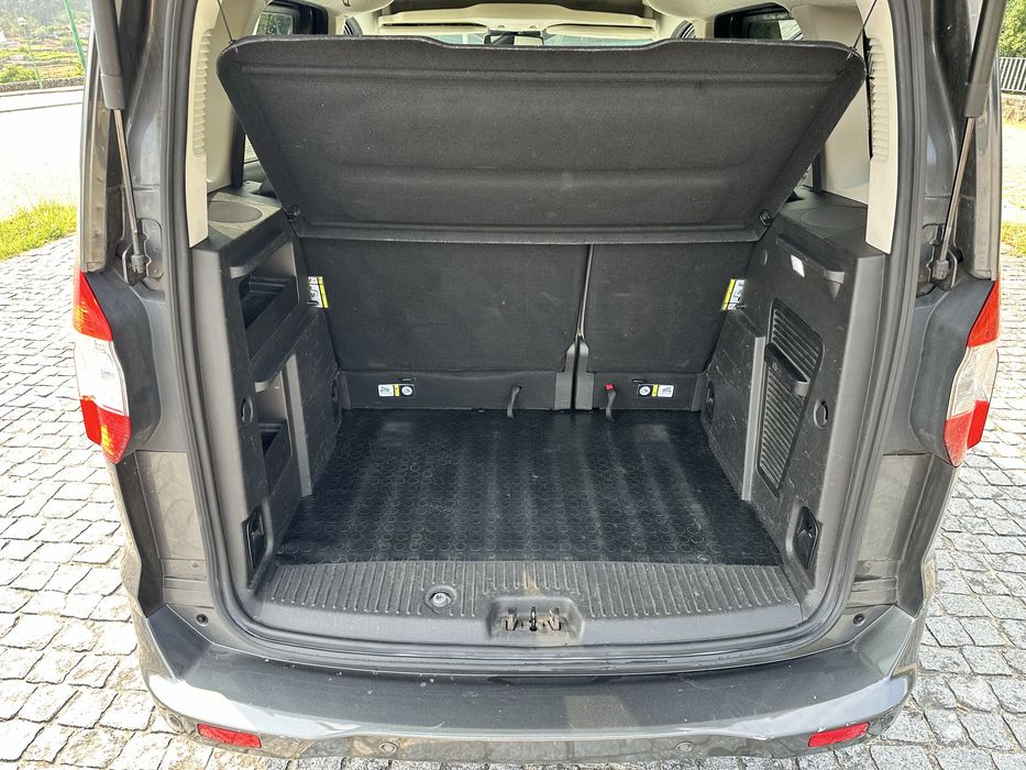 Ford Tourneo Courier