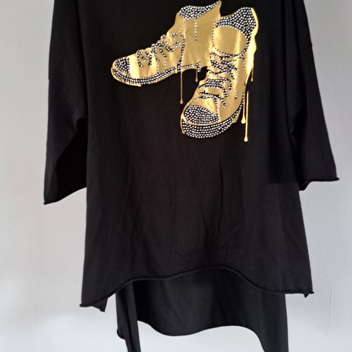 Bluzka laserowo wykonczona