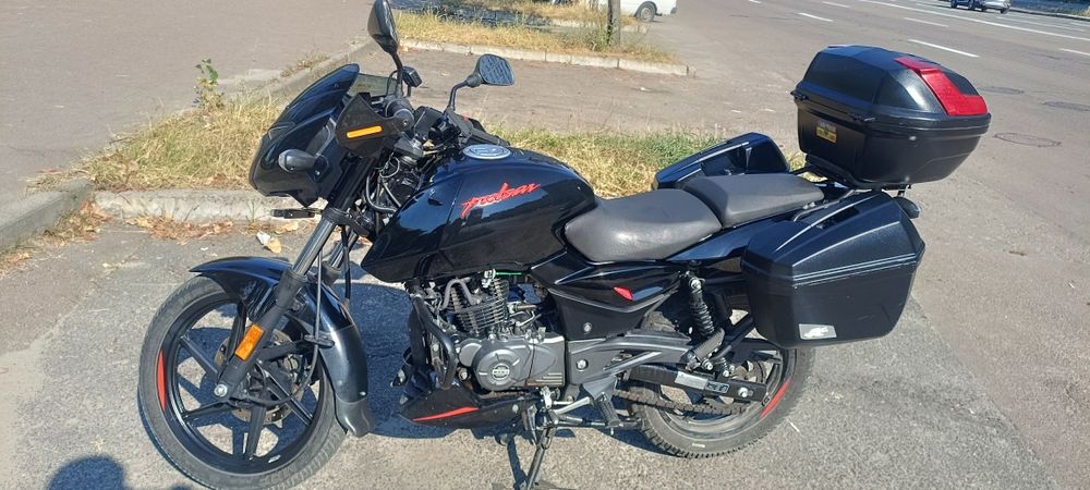 Bajaj Pulsar 180